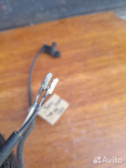 Датчик ABS задний Toyota Ipsum 15