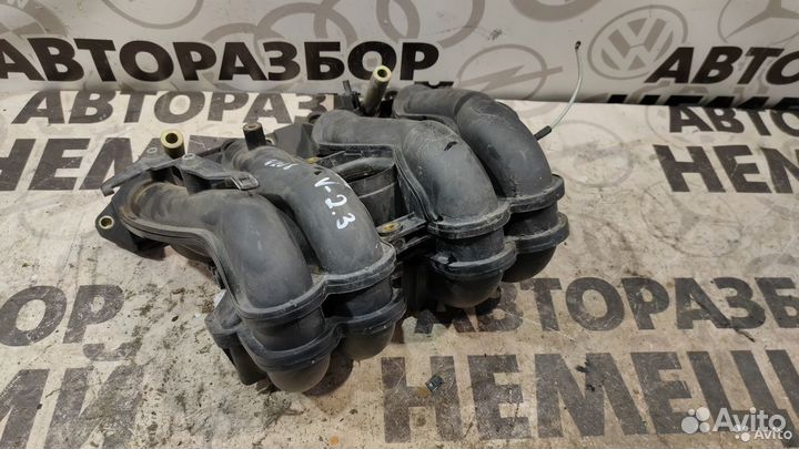 Впускной коллектор Mercedes W208, M111 V-2.3