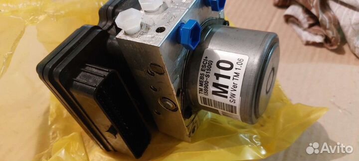 Блок ABS Хендай Санта Фе тм