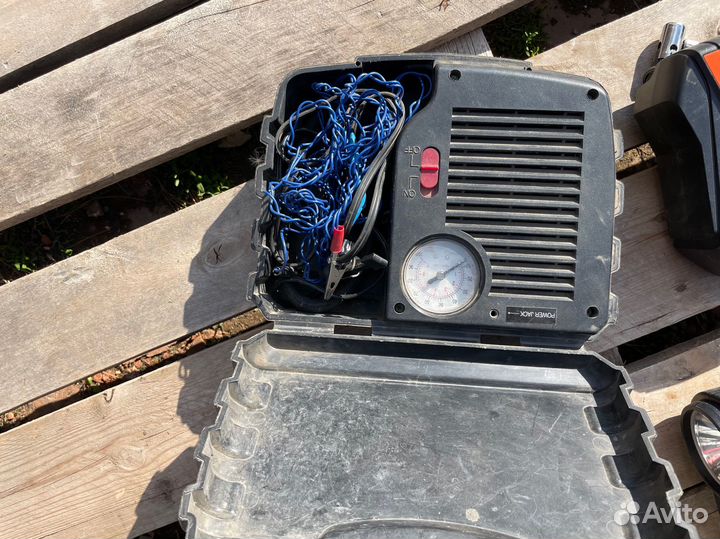 Компрессор автомобильный для шин б/у