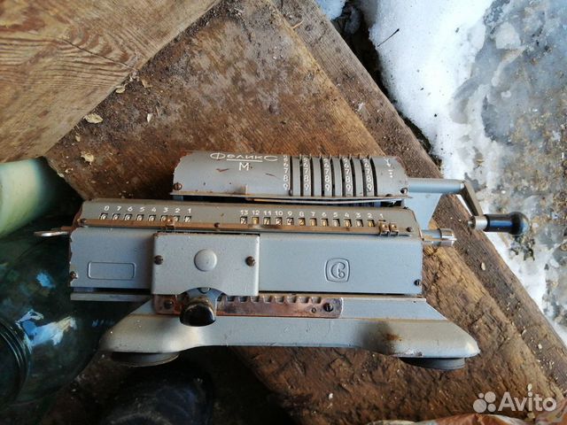 Продам арифмометр Феликс М врн-3