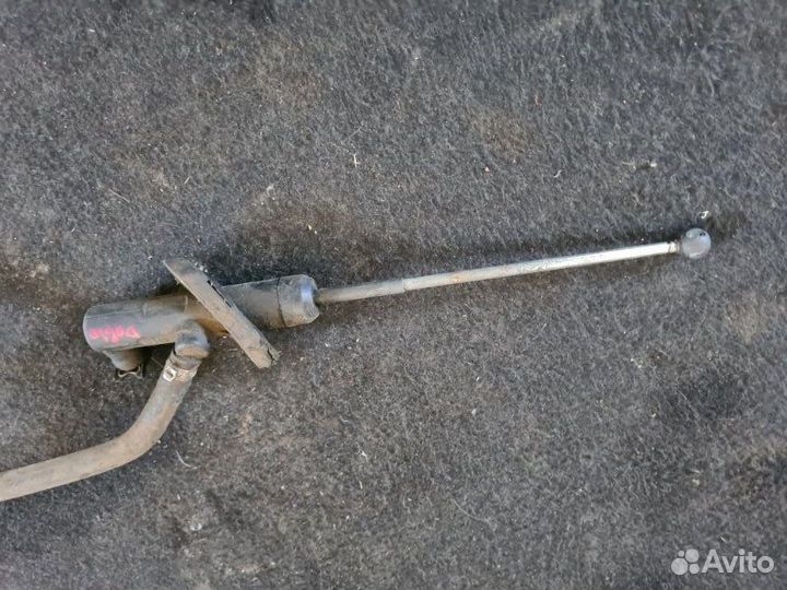 Главный цилиндр сцепления Fiat Doblo 2011