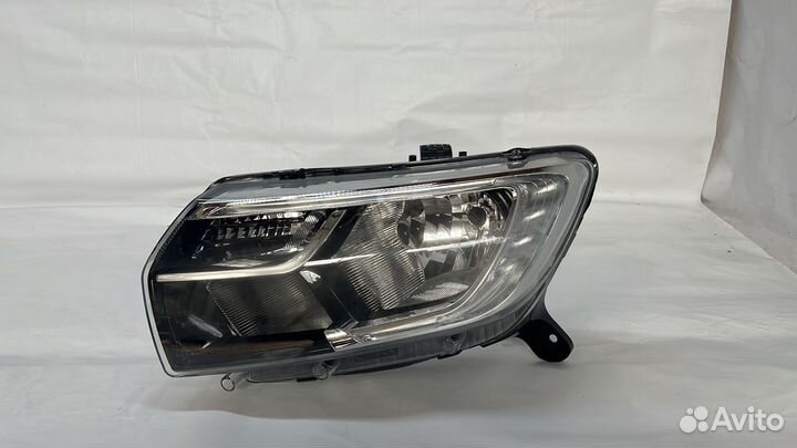 Фара передняя Renault Logan 2018-2023 левая
