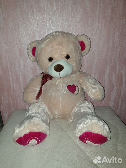 Плюшевый медведь