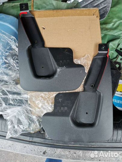 Брызговики Chevrolet Tahoe, Cadillac Escalade