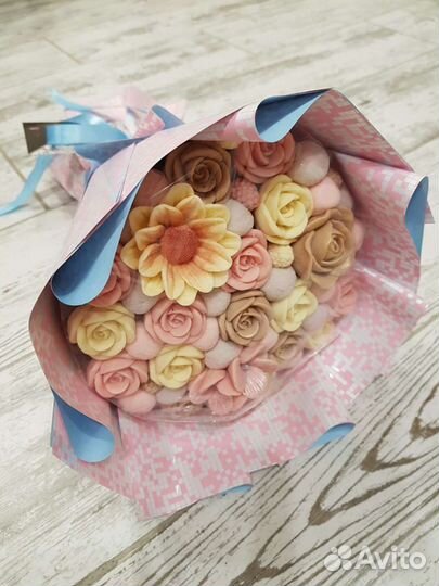 Букет из шоколадных цветов