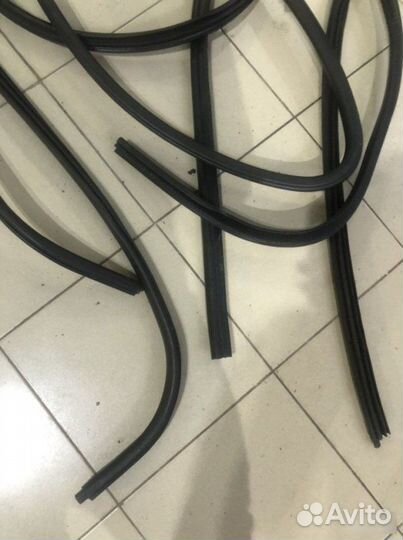 Уплотнители дверей Bmw X1 E84