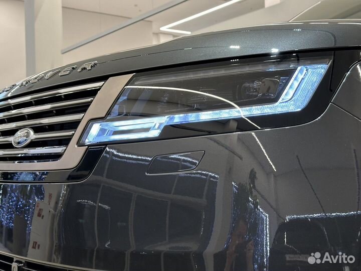 Land Rover Range Rover 4.4 AT, 2024