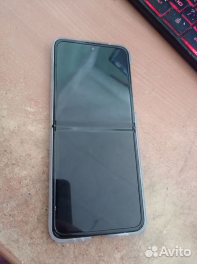 Смартфон Samsung Galaxy Z Flip3 5g