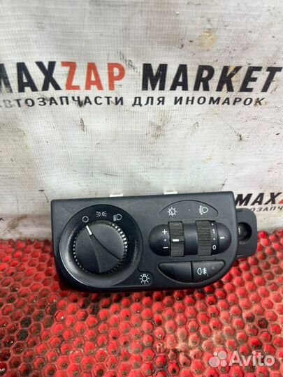 Блок управления светом LADA Priora 2011