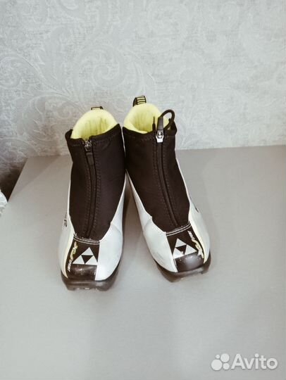 Лыжные ботинки детские 34