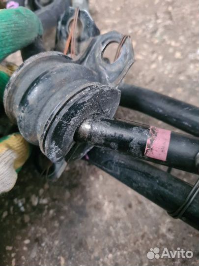 Стабилизатор задний Nissan X-Trail T31