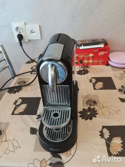 Капсульная кофемашина delonghi nespresso en 165.b