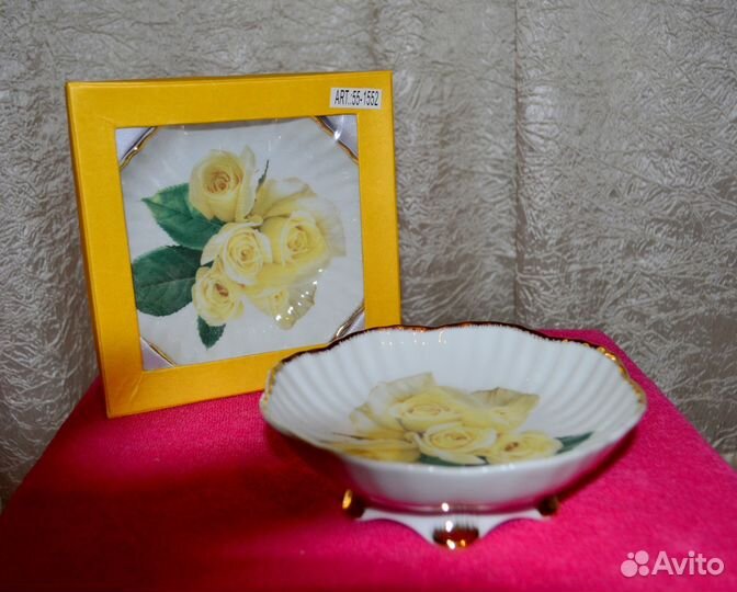 Фарфоровые вазочки