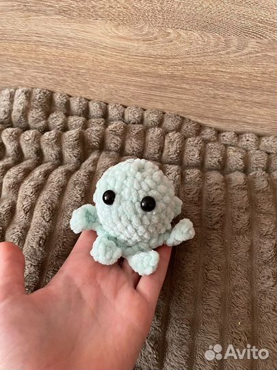 Игрушки ручной работы в ассортименте