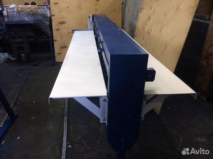 Станок для нанесения ребер жесткости