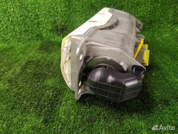 Подушка безопасности (в торпедо) Skoda Octavia A5