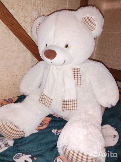 Плюшевый медведь