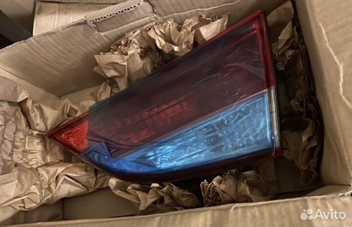 Фонарь задний правый Hyundai Elantra MD