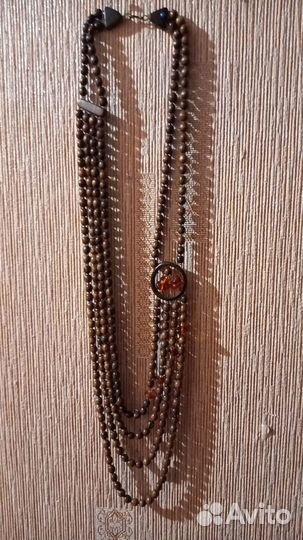 Бусы из дерева