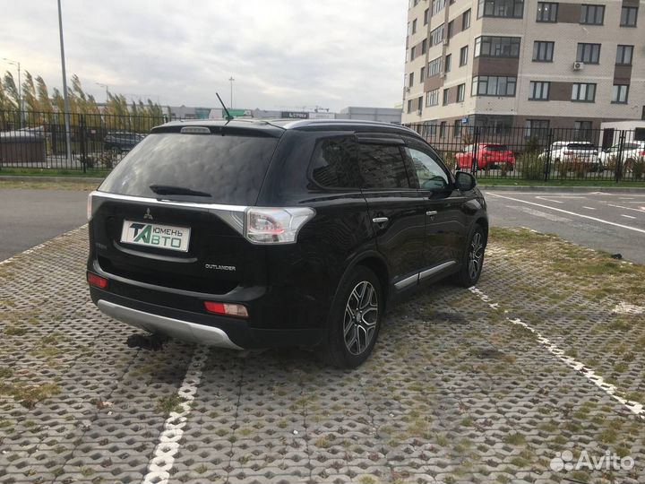 Mitsubishi Outlander 2.4 CVT, 2014, 222 000 км