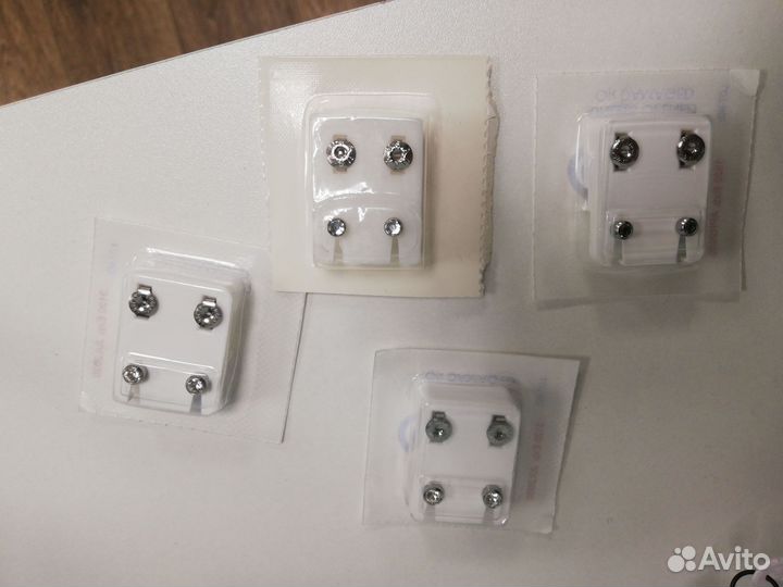 Пистолет для прокалывания ушей