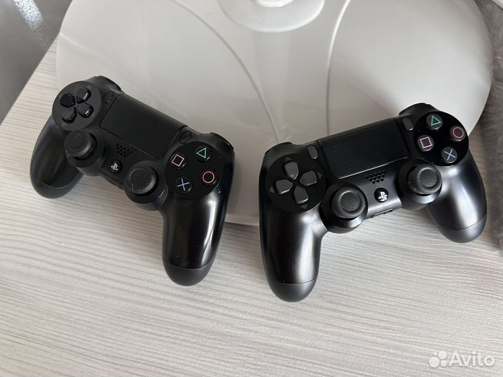 Sony PS4 fat 500gb с подставкой и двумя геймпадами