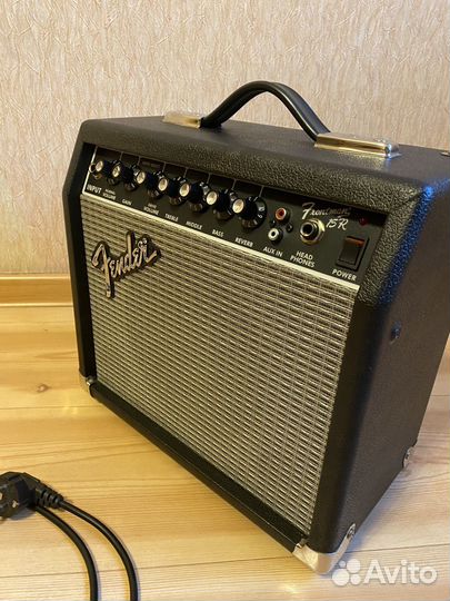 Гитарный комбоусилитель Fender Frontman 15R