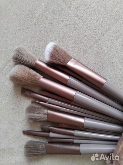 Кисти для макияжа