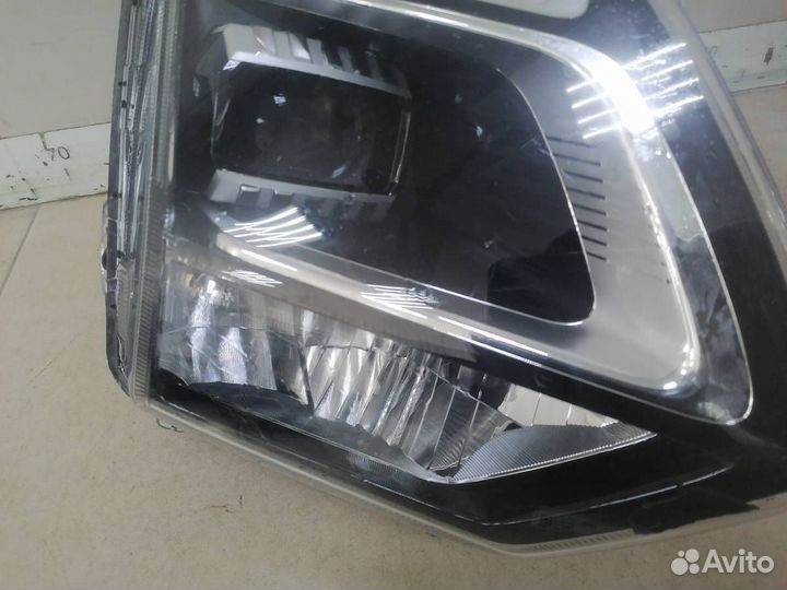 Б/У Фара правая 605000531AA omoda