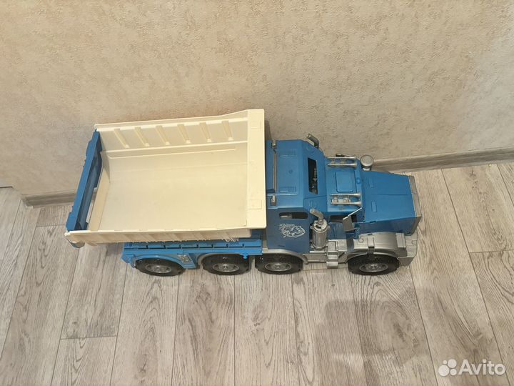 Грузовик гигант игрушка детская