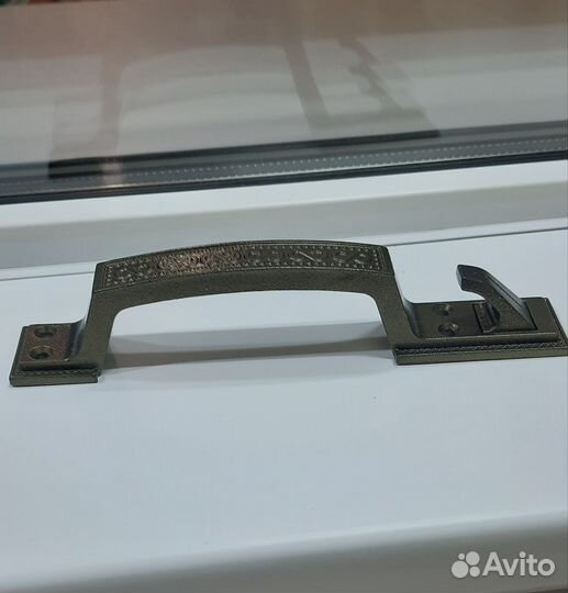 Ручка скоба с крючком