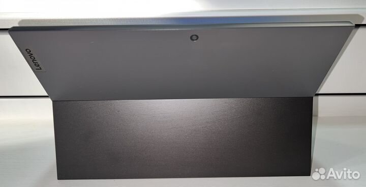 Lenovo планшет
