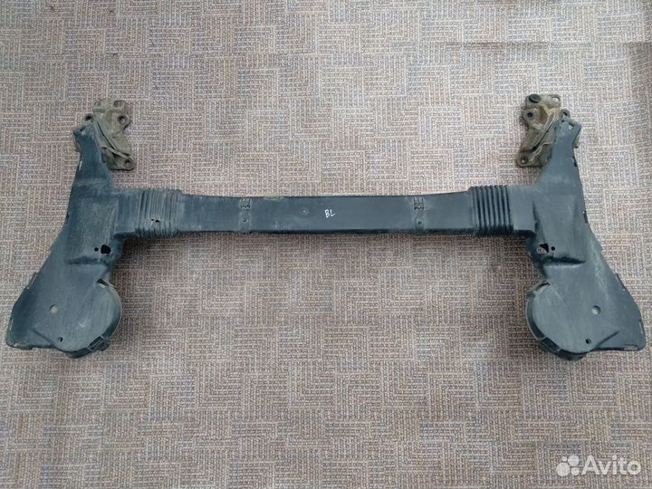 Балка задняя Partner Berlingo 2012г