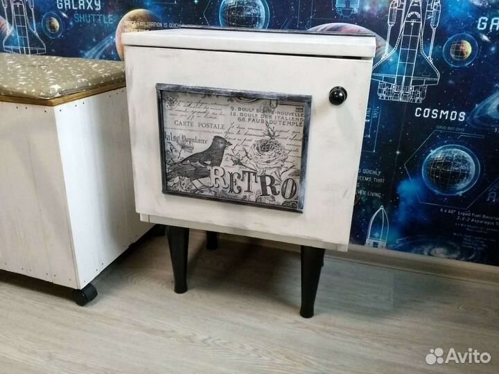 Тумбочка