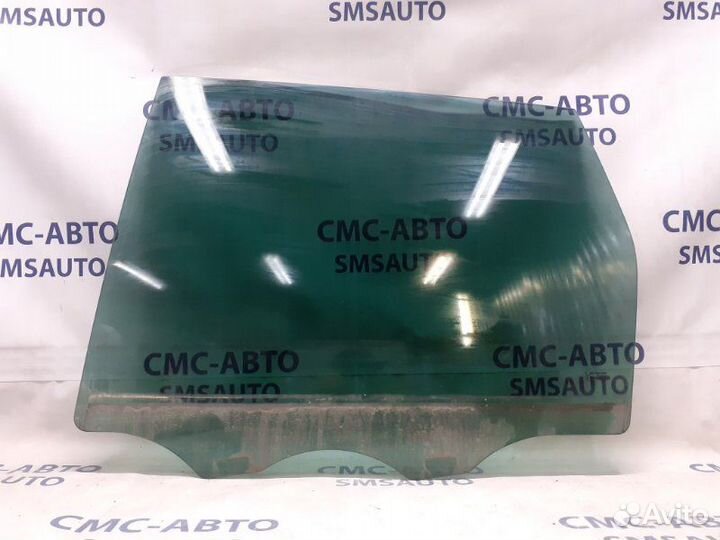 Стекло двери заднее левое Volkswagen Touareg NF