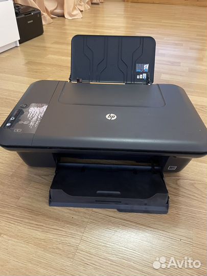 Принтер мфу струйное HP Deskjet 2050