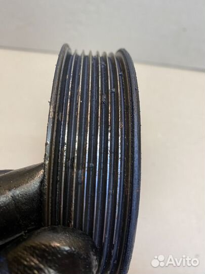 Шкив помпы Nissan Pathfinder yd25ddti