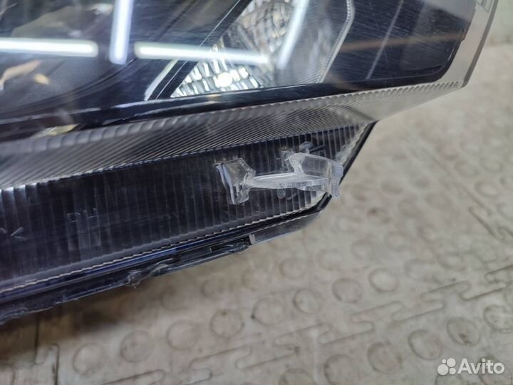 Фара правая Лада Гранта 2018