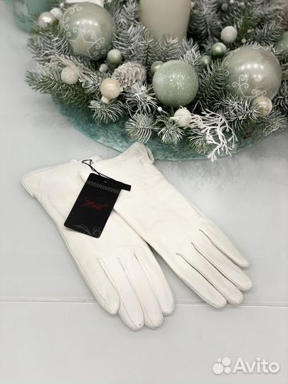 Перчатки кожаные белые новые