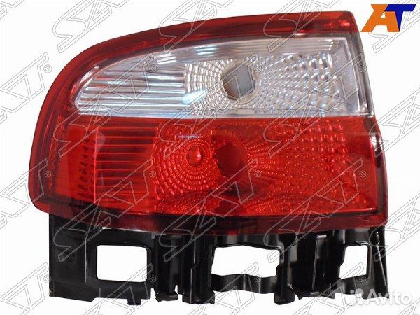 Фонарь задний toyota carina E