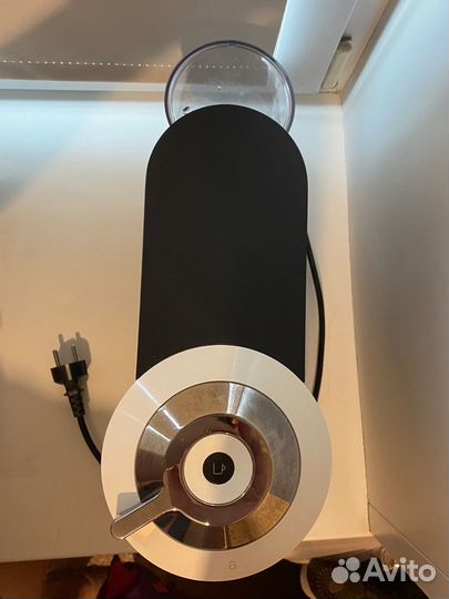 Капсульная кофемашина De'Longhi Nespresso