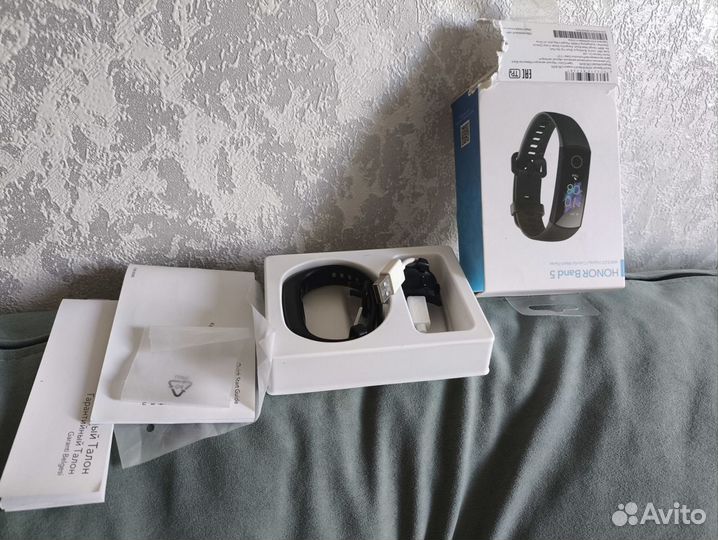 Фитнес браслет honor band 5