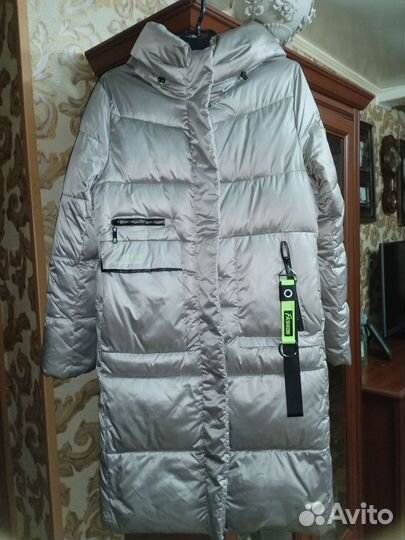 Пуховик женский