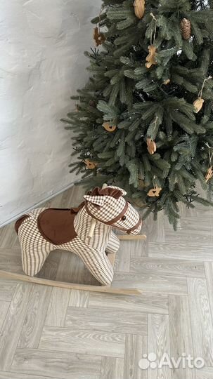 Качалка лошадь