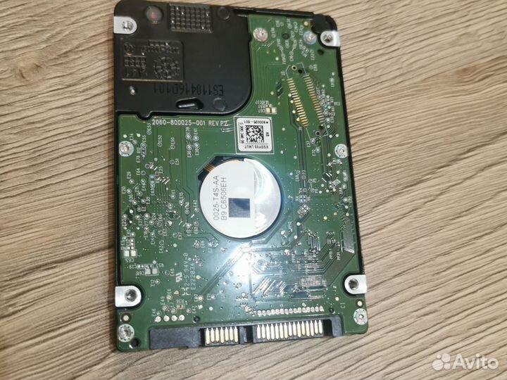 Диск HDD 500gb wd, наработка 555 часов, буфер 16м