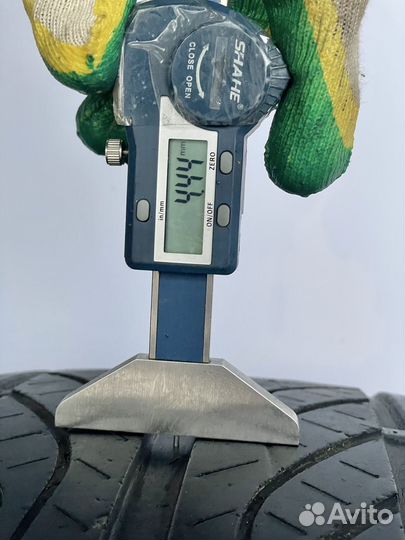 Yokohama Advan S.4 245/45 R19 98W