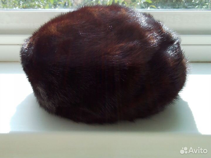 Берет женский норковый