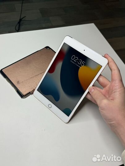 iPad mini 4 32gb SIM