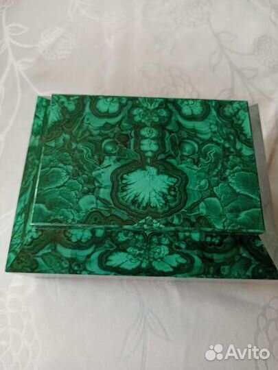 Малахитовый ларец